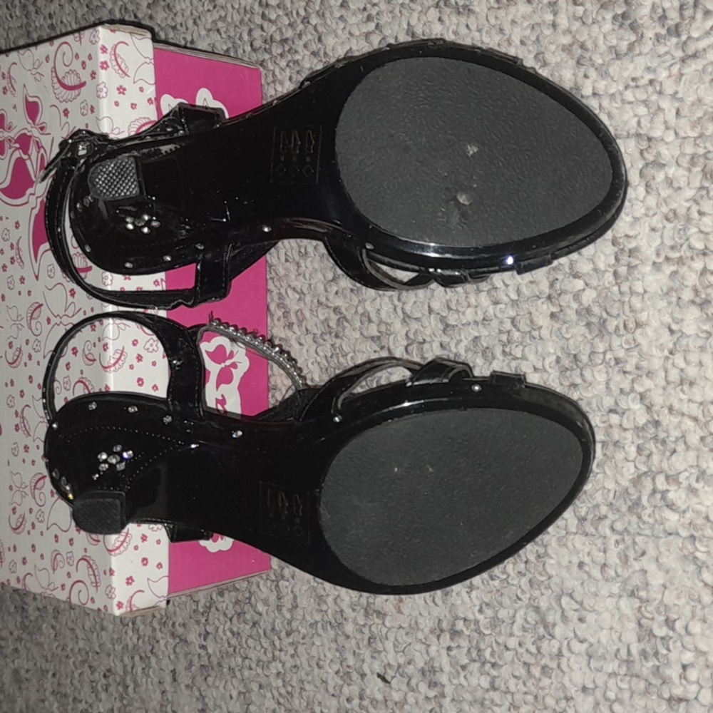 Girls Black Rhinestone Heels by Rya Size 3 - Picture 4 of 6
